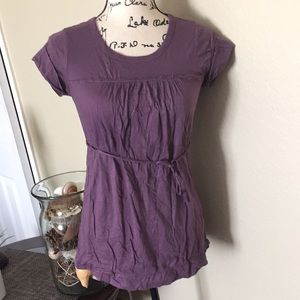 American Etar maternity top size S new